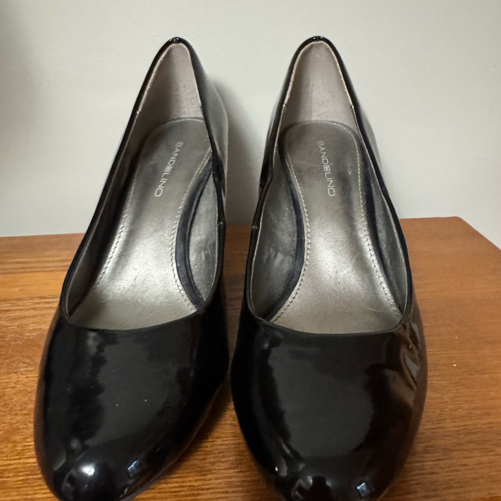 Bandolino Shiny Black Heels